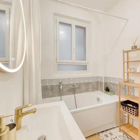 Apartment -l'emeraude De Louis Xvi- Ideal Pour Couple-solo-pro 8min De Paris-1min De La Gare *